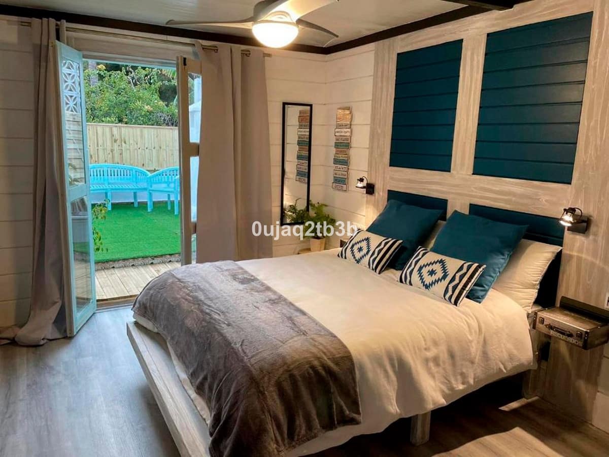 8 soverom Villa til salgs i Marbella med garasje - € 1 845 000 (Ref: 9297811)