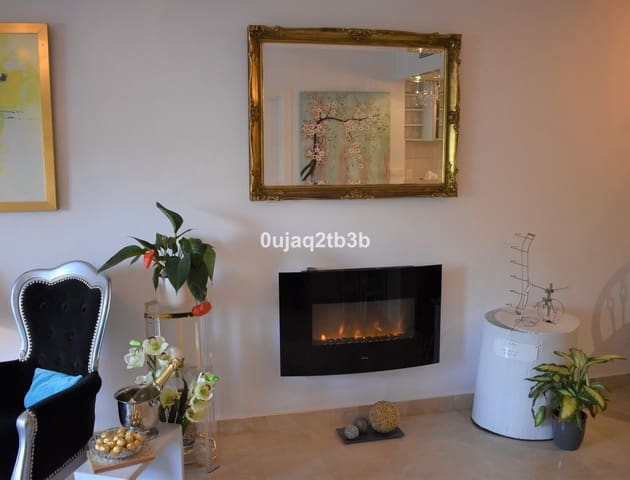 2 makuuhuone Omakotitalo myytävänä paikassa Aloha Golf, Marbella mukana uima-altaan - 550 000 € (Ref: 9297819)