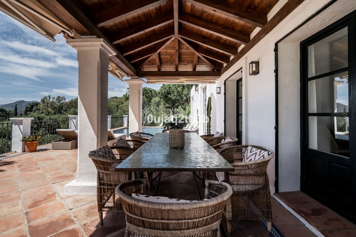 4 Zimmer Villa zu verkaufen in Benahavis mit Pool - 2.500.000 € (Ref: 9297825)