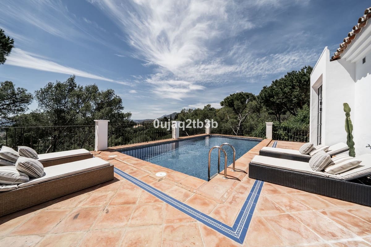 4 Zimmer Villa zu verkaufen in Benahavis mit Pool - 2.500.000 € (Ref: 9297825)