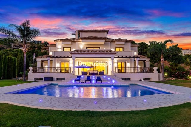7 bedroom Villa for sale in Montemayor - Marbella Club, Benahavís with pool garage - € 2,475,000 (Ref: 9297827)