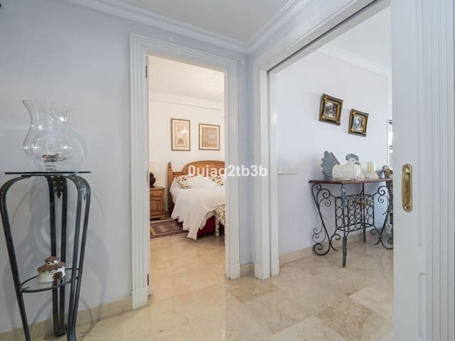 2 bedroom Beach Apartment for sale in Puerto Banus, Marbella with pool garage - € 1,575,000 (Ref: 9297829)