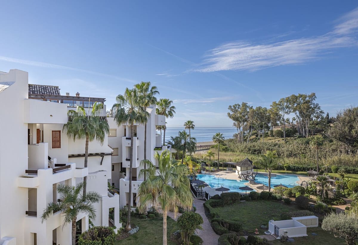 3 chambre Appartement à vendre à Estepona - 1 995 000 € (Ref: 9650286)