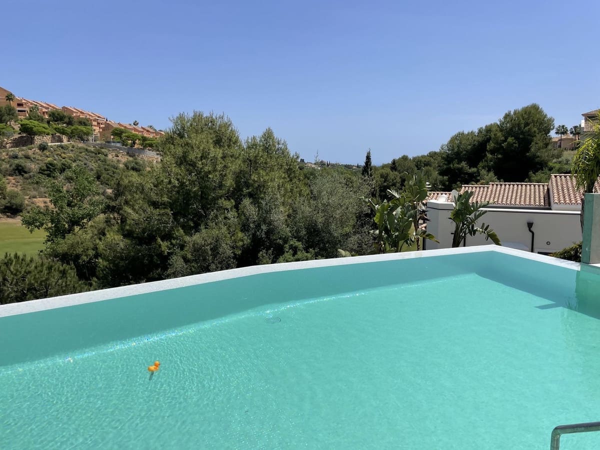 7 chambre Villa/Maison à vendre à Santa Maria Golf avec piscine garage - 3 790 000 € (Ref: 9650288)