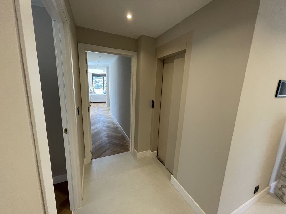 7 chambre Villa/Maison à vendre à Santa Maria Golf avec piscine garage - 3 790 000 € (Ref: 9650288)