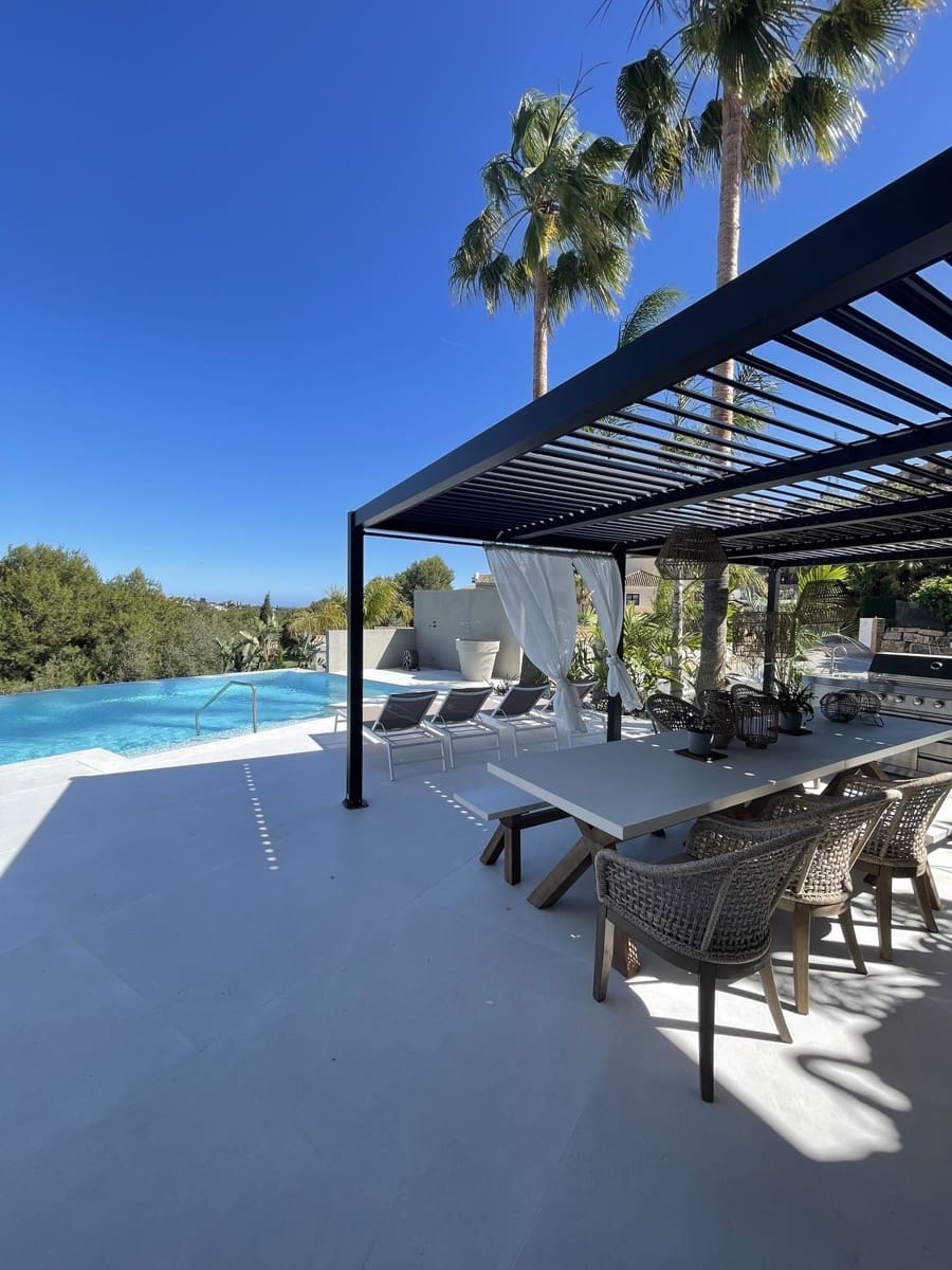7 chambre Villa/Maison à vendre à Santa Maria Golf avec piscine garage - 3 790 000 € (Ref: 9650288)