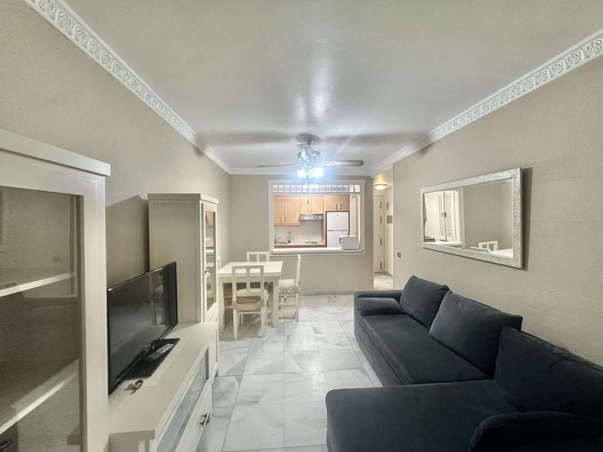 1 slaapkamer Appartement te koop in Marbella met zwembad - € 375.000 (Ref: 9650290)