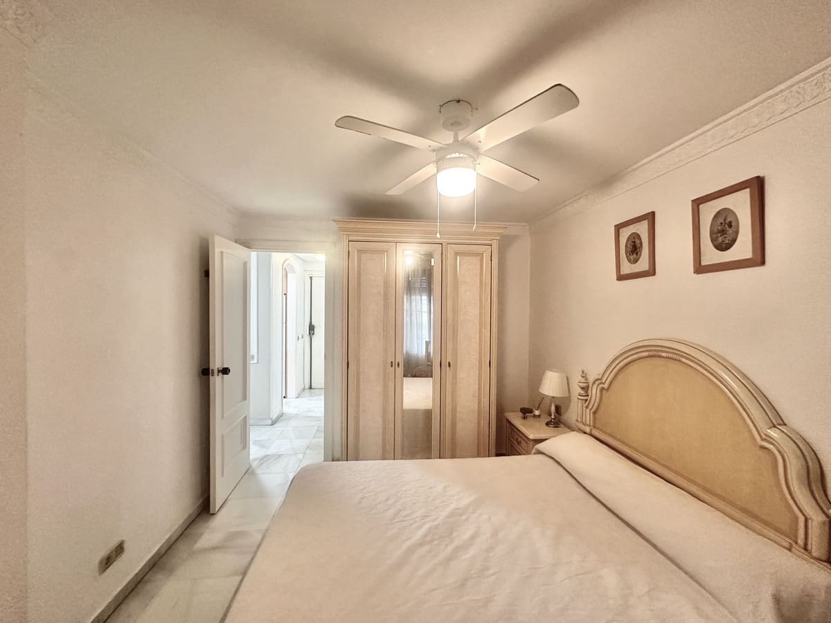 1 slaapkamer Appartement te koop in Marbella met zwembad - € 375.000 (Ref: 9650290)