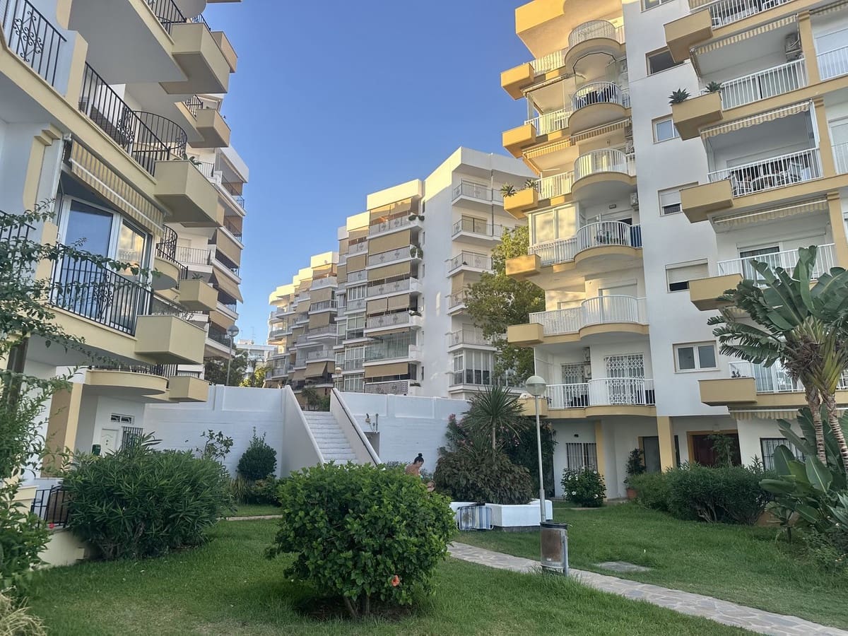 1 slaapkamer Appartement te koop in Marbella met zwembad - € 375.000 (Ref: 9650290)