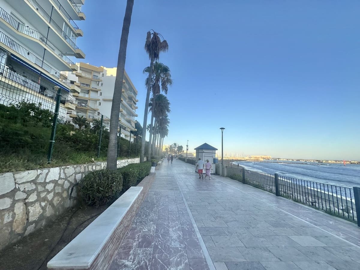 1 slaapkamer Appartement te koop in Marbella met zwembad - € 375.000 (Ref: 9650290)