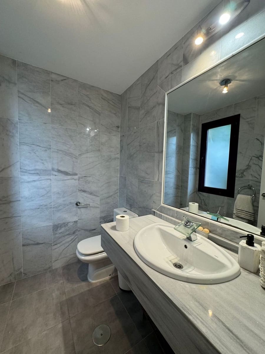 5 Zimmer Villa zu verkaufen in Benahavis mit Pool Garage - 625.000 € (Ref: 9652512)