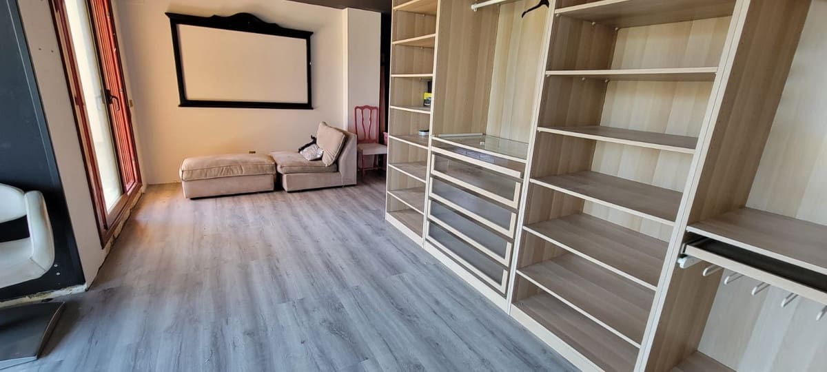 3 slaapkamer Penthouse te koop in New Golden Mile met zwembad garage - € 290.000 (Ref: 9652520)