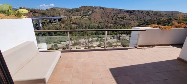 3 slaapkamer Penthouse te koop in Selwo, Estepona met zwembad garage - € 290.000 (Ref: 9652520)