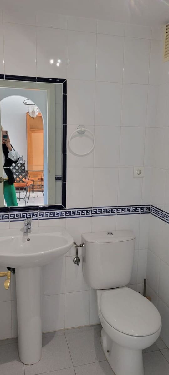 Apartamento de 2 habitaciones en Las Lagunas de Mijas en venta con piscina garaje - 260.000 € (Ref: 9652524)