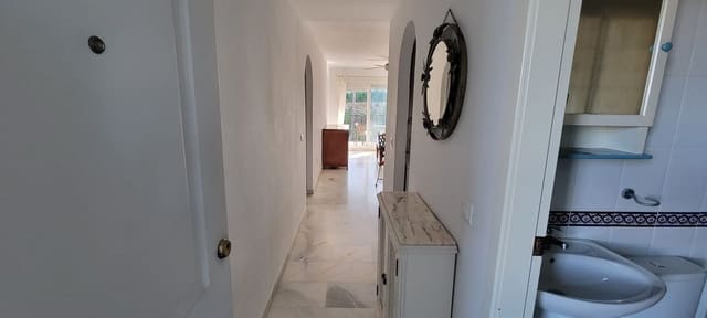 Apartamento de 2 habitaciones en Las Lagunas de Mijas, Mijas en venta con piscina garaje - 265.000 € (Ref: 9652524)