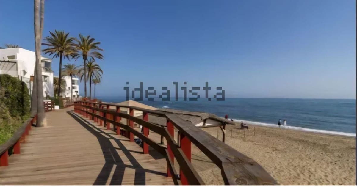 Apartamento de 2 habitaciones en Las Lagunas de Mijas en venta con piscina garaje - 260.000 € (Ref: 9652524)