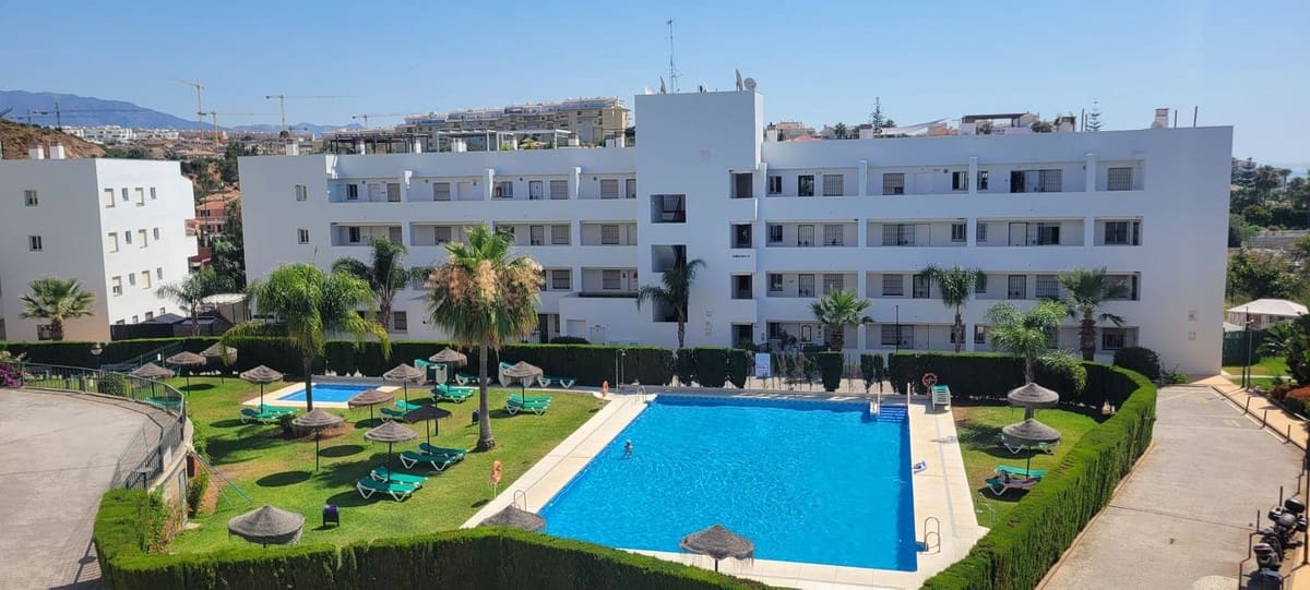 2 bedroom Apartment for sale in Las Lagunas de Mijas with pool garage - € 260,000 (Ref: 9652524)