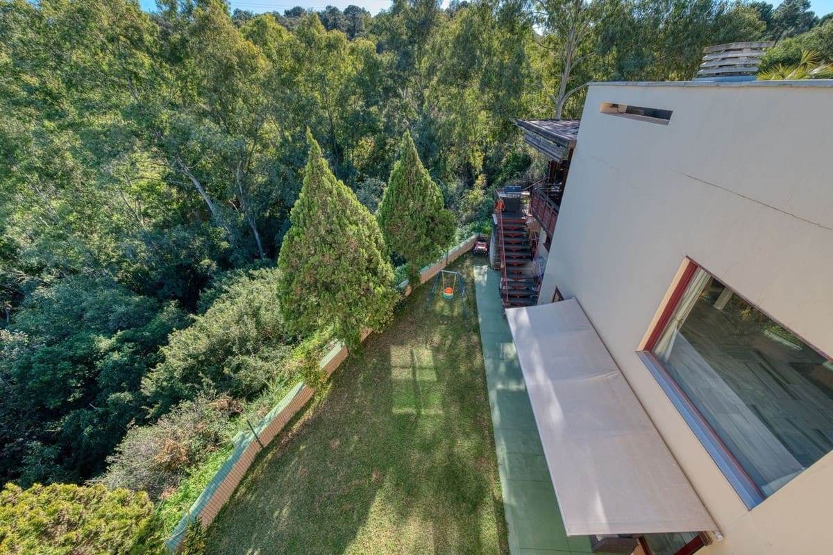 5 chambre Villa/Maison à vendre à Benahavis avec piscine garage - 635 000 € (Ref: 9652633)