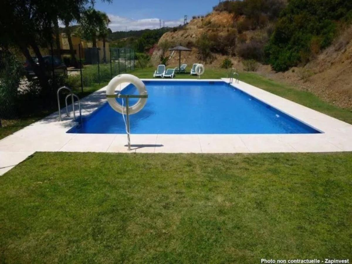5 chambre Villa/Maison à vendre à Benahavis avec piscine garage - 635 000 € (Ref: 9652633)