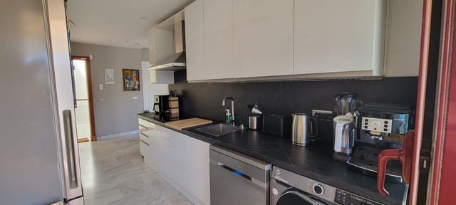 Ático de 3 habitaciones en Los Flamingos, Benahavís en venta con piscina garaje - 300.000 € (Ref: 9652654)