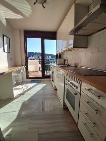 3 chambre Penthouse à vendre à Cancelada, Estepona avec piscine garage - 300 000 € (Ref: 9652654)