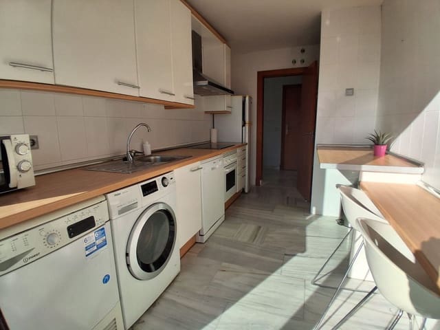 3 sypialnia Penthouse na sprzedaż w Cancelada, Estepona z basenem garażem - 300 000 € (Ref: 9652654)