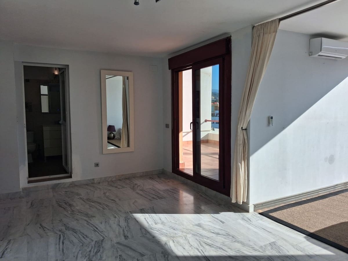 3 soveværelse Penthouse til salg i Cancelada med swimmingpool garage - € 300.000 (Ref: 9652654)