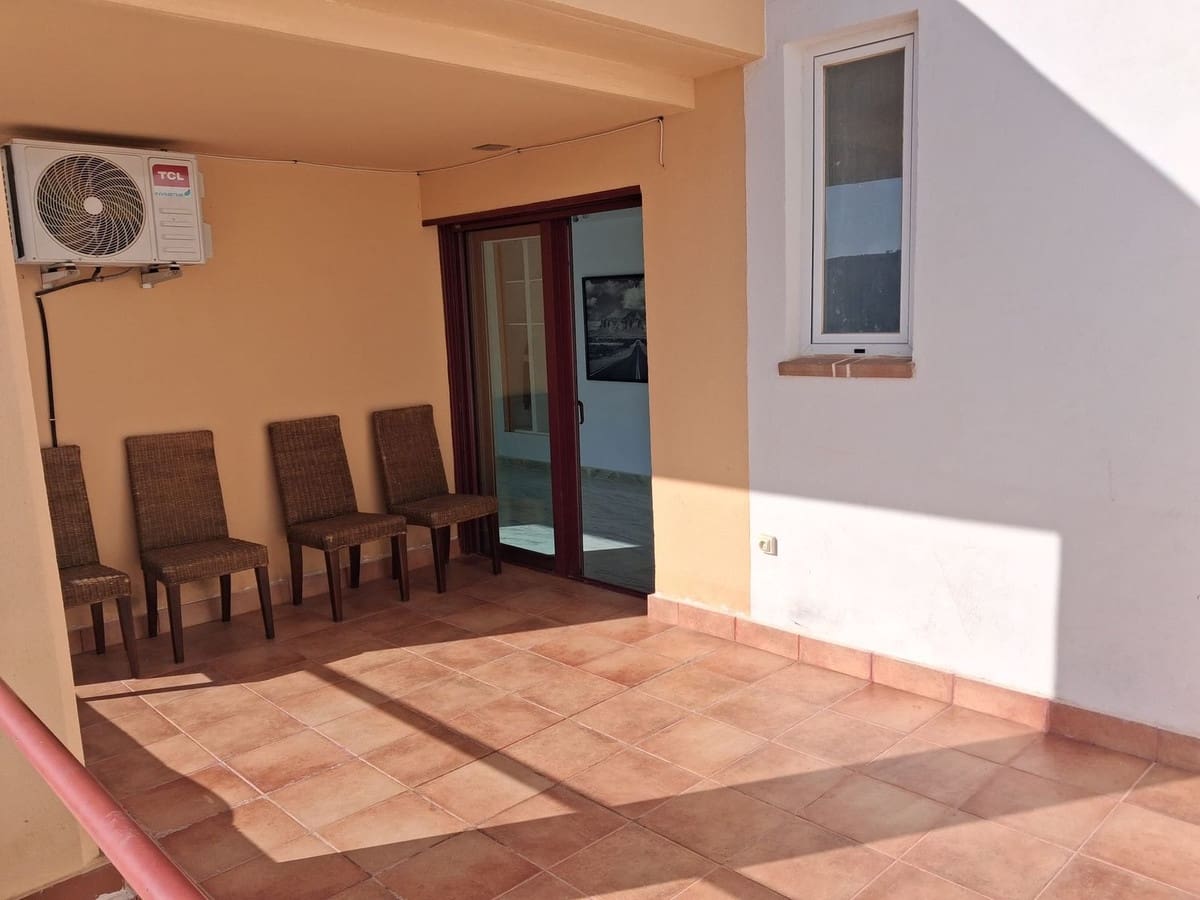 3 soveværelse Penthouse til salg i Cancelada med swimmingpool garage - € 300.000 (Ref: 9652654)