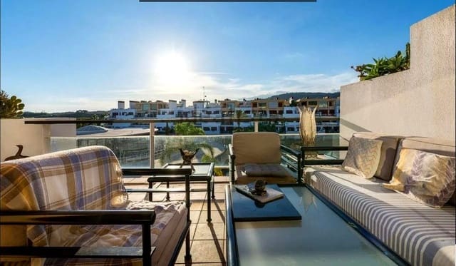 3 sovrum Takvåning till salu i Cancelada, Estepona med pool garage - 335 000 € (Ref: 9652654)