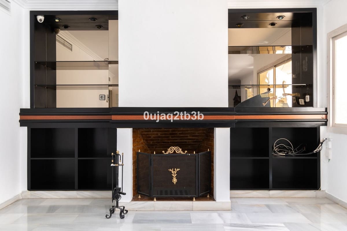 4 soverom Leilighet til salgs i Marbella med garasje - € 779 500 (Ref: 9652689)