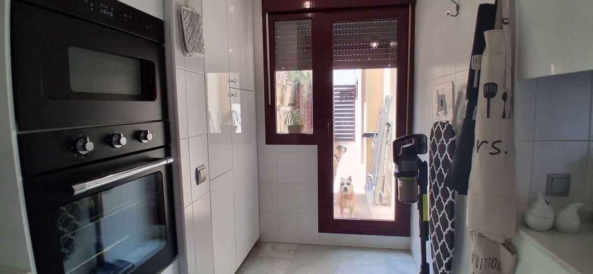 3 soveværelse Villa til salg i Benahavis med swimmingpool garage - € 535.000 (Ref: 9652764)