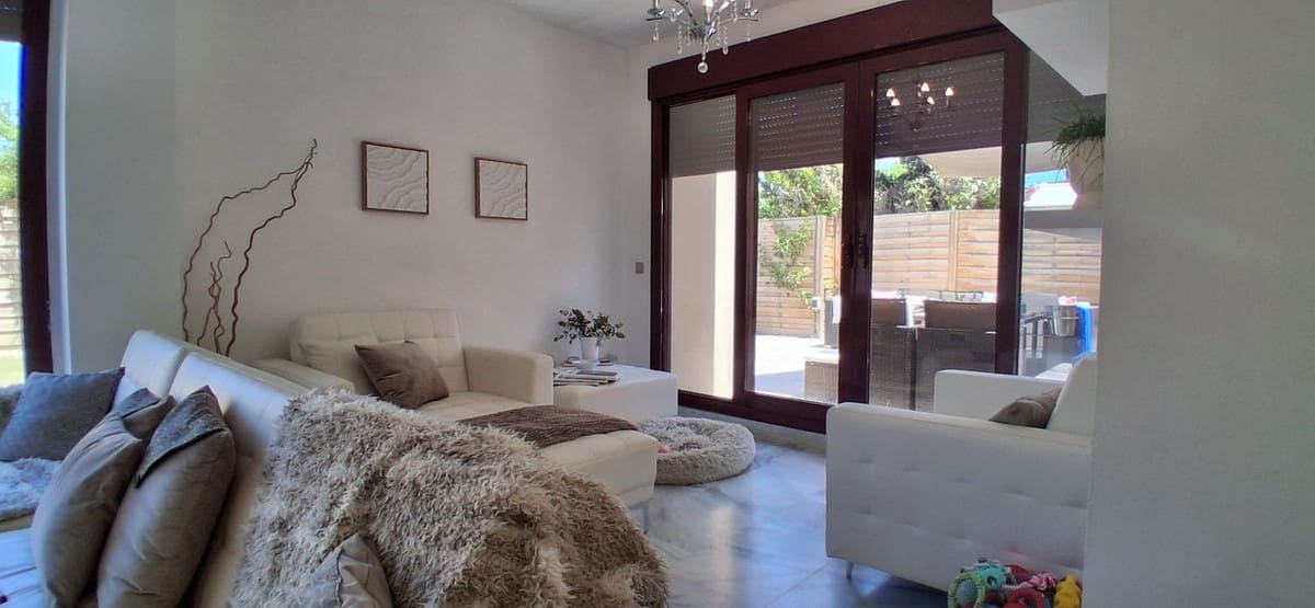 3 soveværelse Villa til salg i Benahavis med swimmingpool garage - € 535.000 (Ref: 9652764)