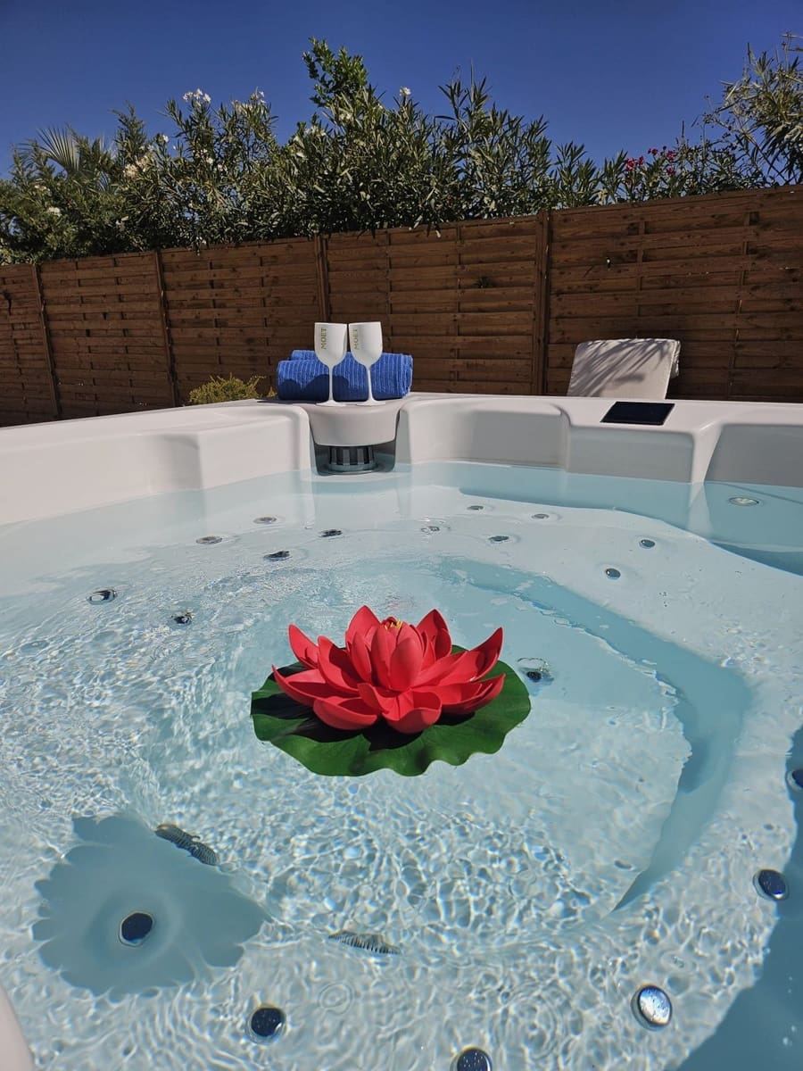 3 soveværelse Villa til salg i Benahavis med swimmingpool garage - € 535.000 (Ref: 9652764)
