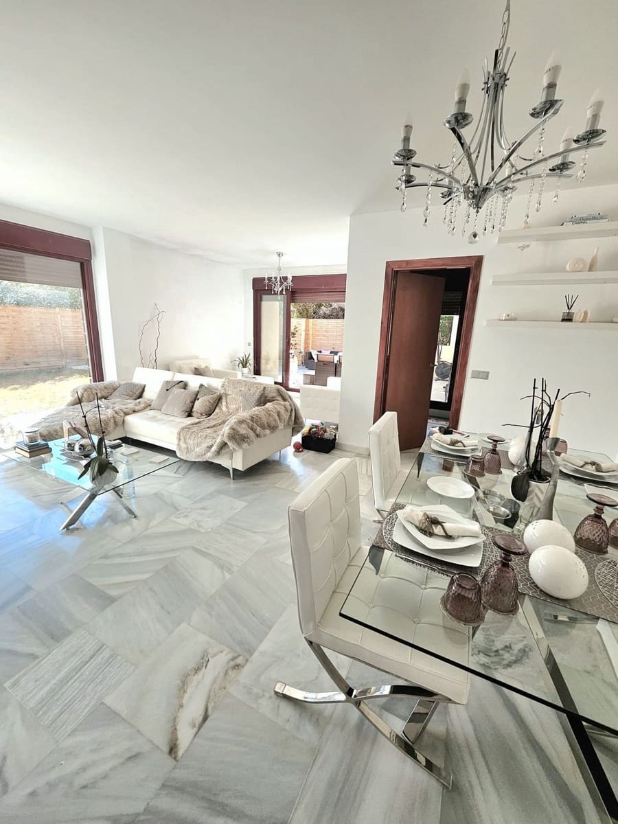 3 soveværelse Villa til salg i Benahavis med swimmingpool garage - € 535.000 (Ref: 9652764)