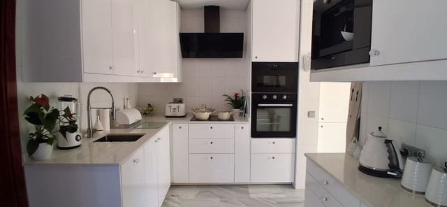 Chalet de 3 habitaciones en Los Flamingos, Benahavís en venta con piscina garaje - 494.500 € (Ref: 9652764)