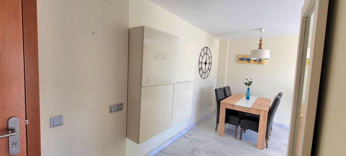 1 bedroom Apartment for sale in Benahavis with pool garage - € 220,000 (Ref: 9652765)