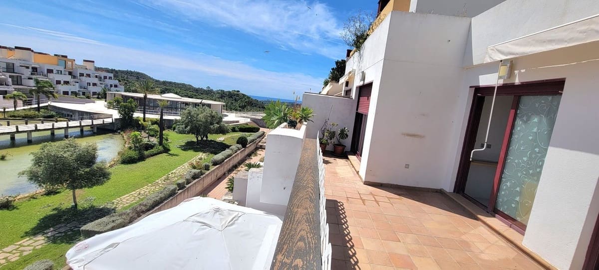 1 bedroom Apartment for sale in Benahavis with pool garage - € 220,000 (Ref: 9652765)