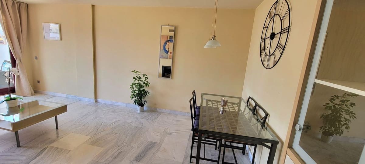 1 sovrum Lägenhet till salu i Benahavis med pool garage - 225 000 € (Ref: 9652765)