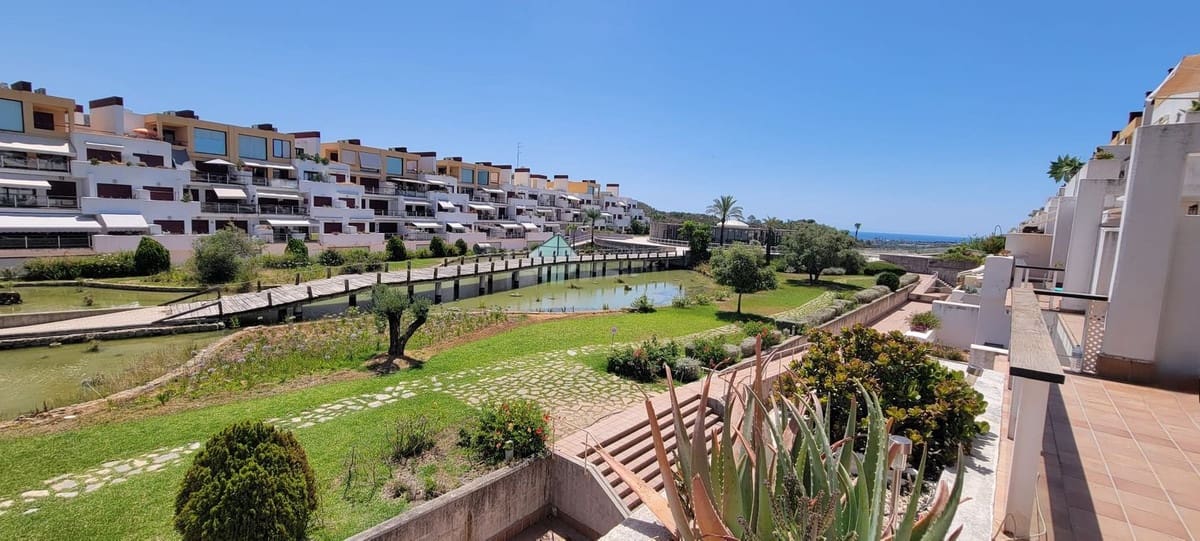 1 sovrum Lägenhet till salu i Benahavis med pool garage - 225 000 € (Ref: 9652765)