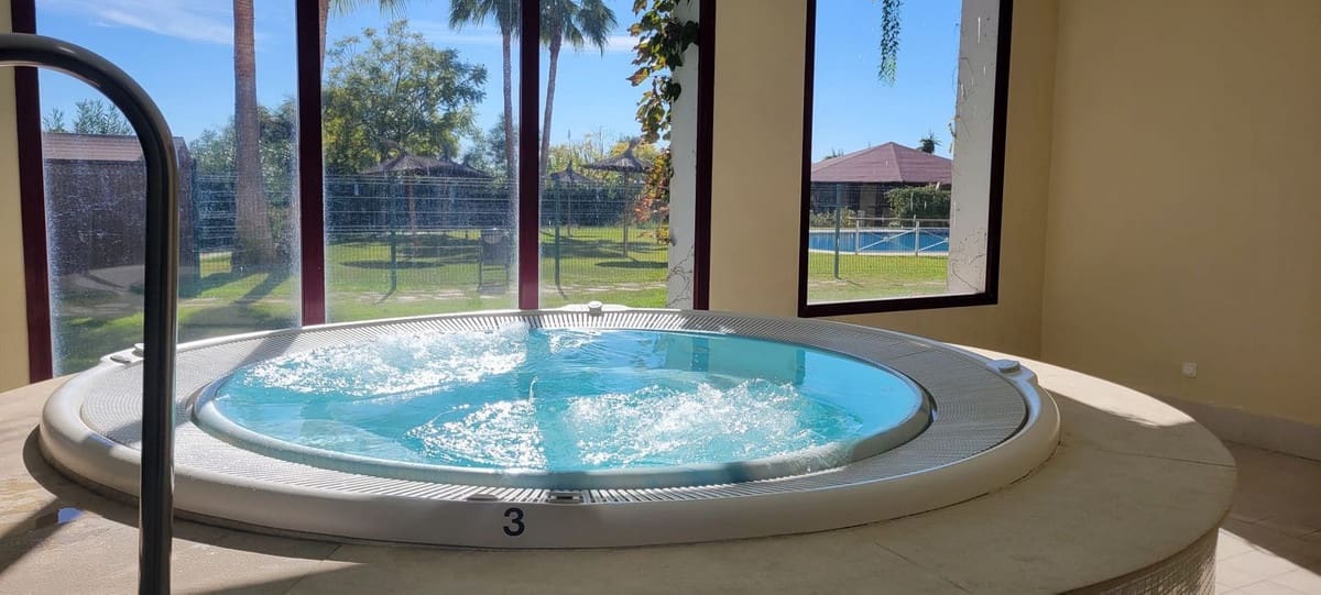 1 sovrum Lägenhet till salu i Benahavis med pool garage - 225 000 € (Ref: 9652765)