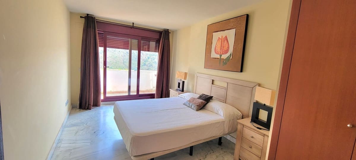 2 sovrum Takvåning till salu i Los Flamingos med pool garage - 275 000 € (Ref: 9662227)