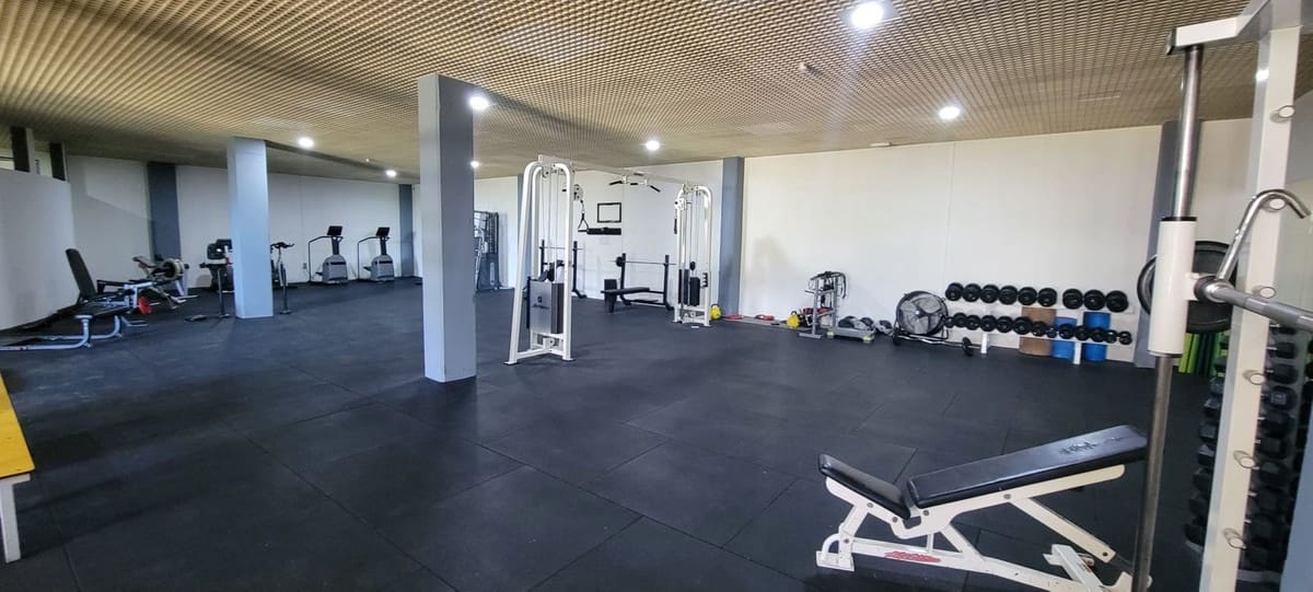 2 sovrum Takvåning till salu i Los Flamingos med pool garage - 275 000 € (Ref: 9662227)