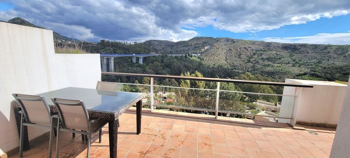 2 sovrum Takvåning till salu i Los Flamingos med pool garage - 275 000 € (Ref: 9662227)