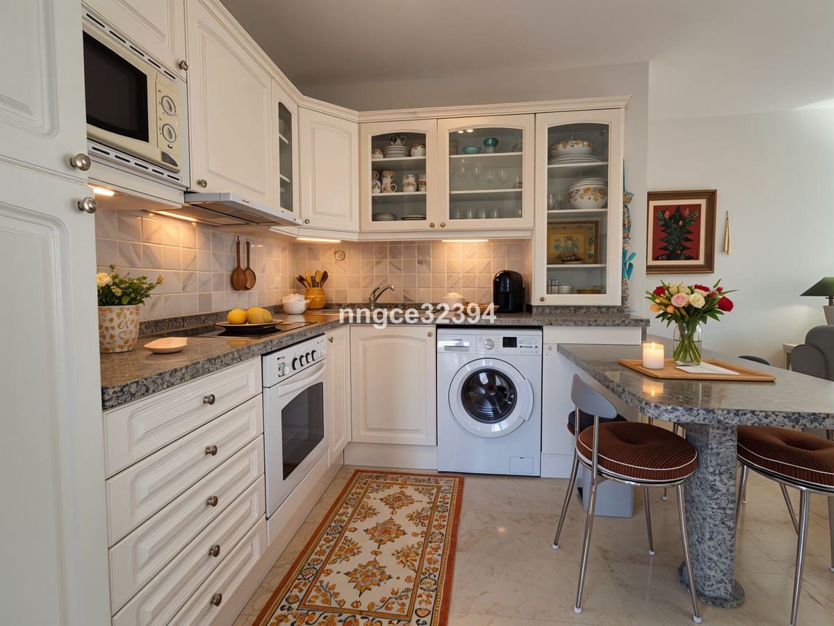 2 camera da letto Attico in vendita in New Golden Mile con piscina garage - 359.900 € (Rif: 9670169)