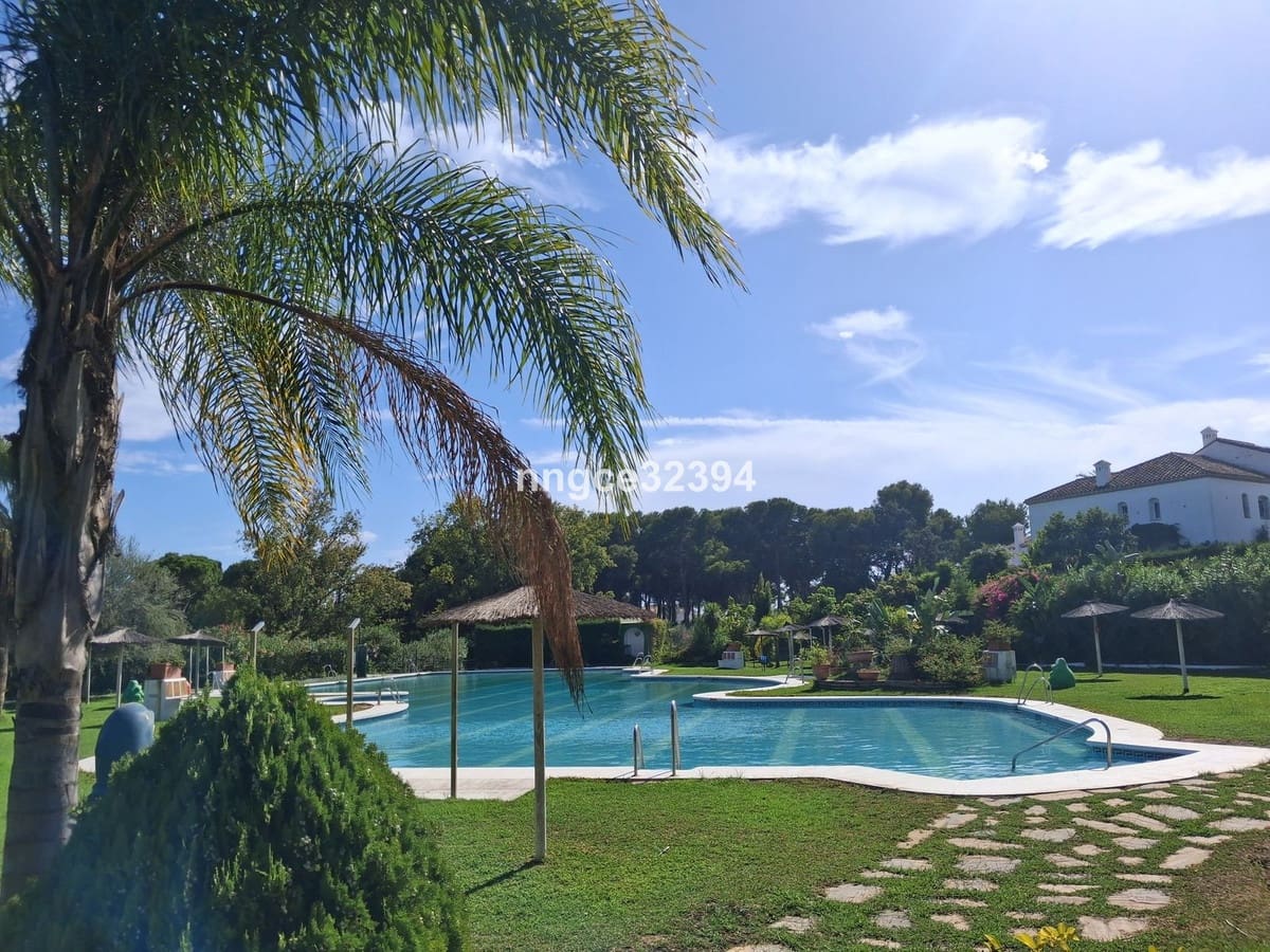 2 camera da letto Attico in vendita in New Golden Mile con piscina garage - 359.900 € (Rif: 9670169)