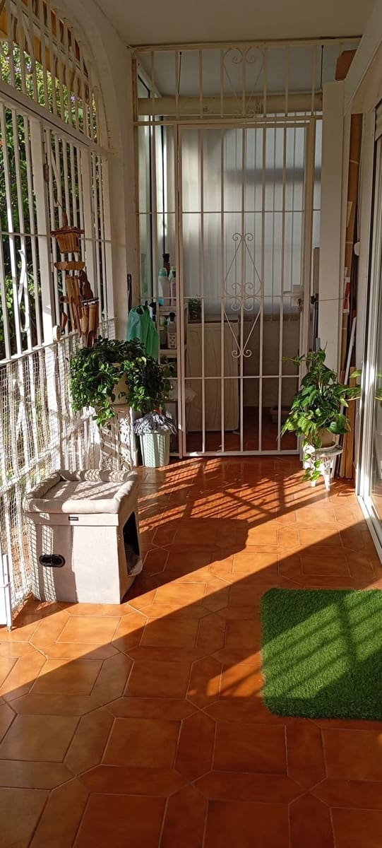 2 makuuhuone Huoneisto myytävänä paikassa Calahonda mukana uima-altaan 
autotalli - 329 000 € (Ref: 9677870)