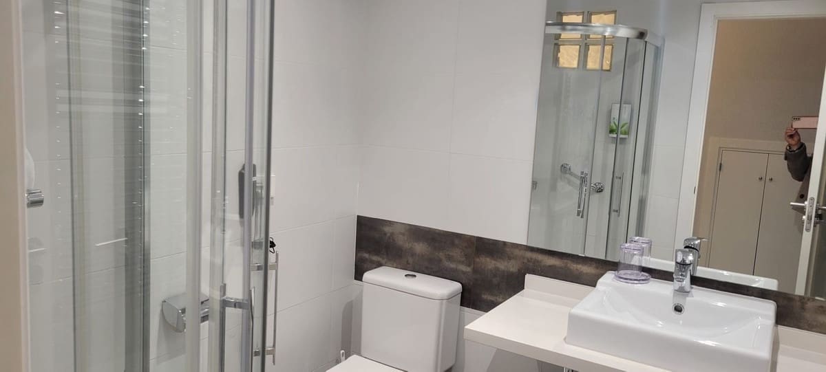 2 makuuhuone Huoneisto myytävänä paikassa Calahonda mukana uima-altaan 
autotalli - 329 000 € (Ref: 9677870)