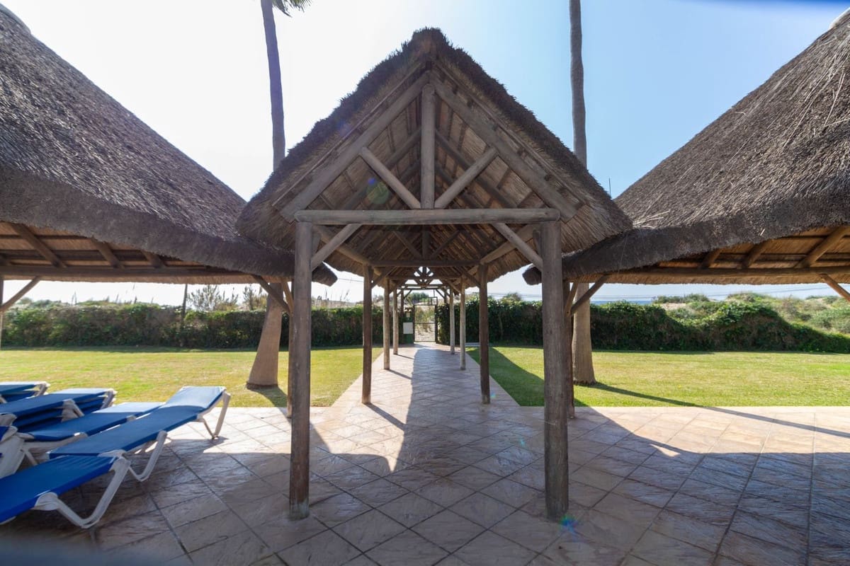 3 quarto Apartamento para venda em Elviria com piscina garagem - 675 000 € (Ref: 9688996)