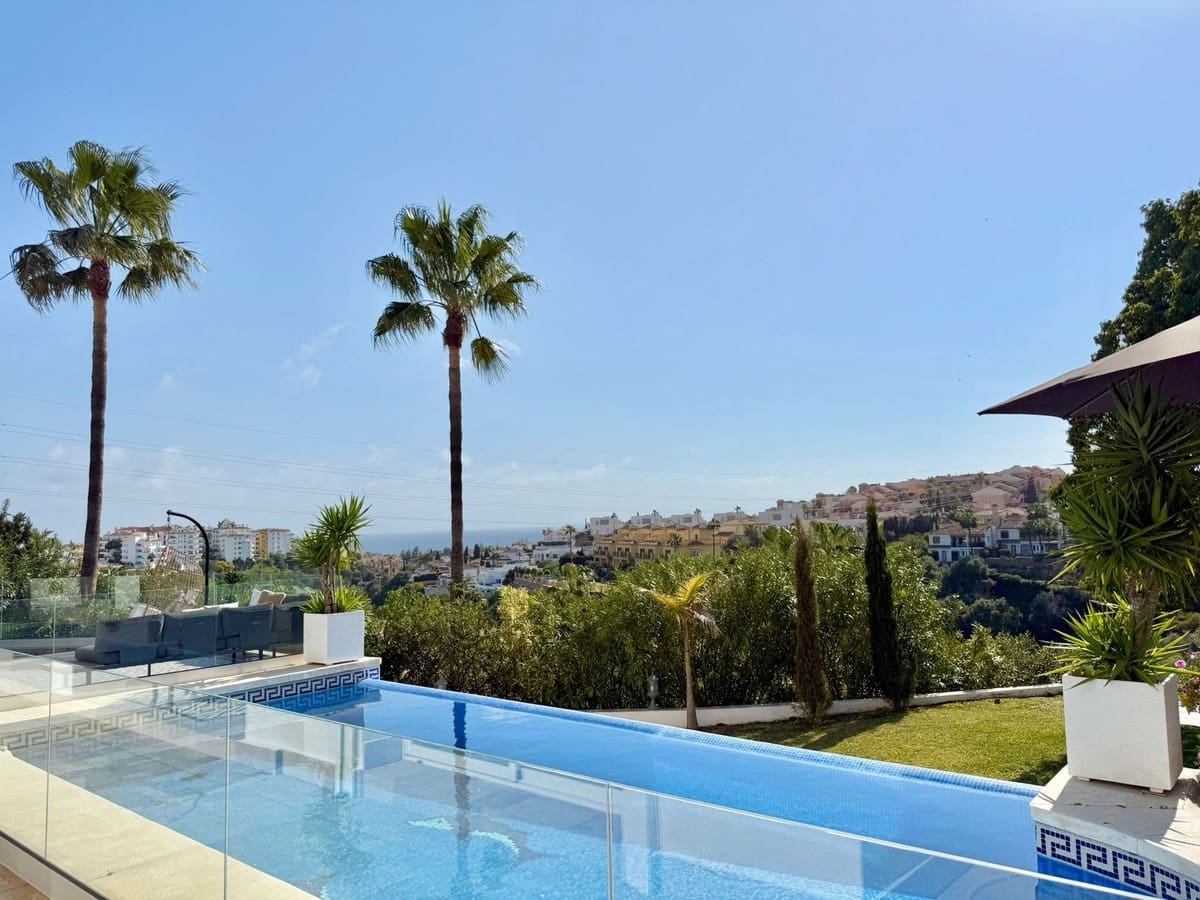 3 sypialnia Willa na sprzedaż w Mijas z basenem garażem - 1 320 000 € (Ref: 9764763)