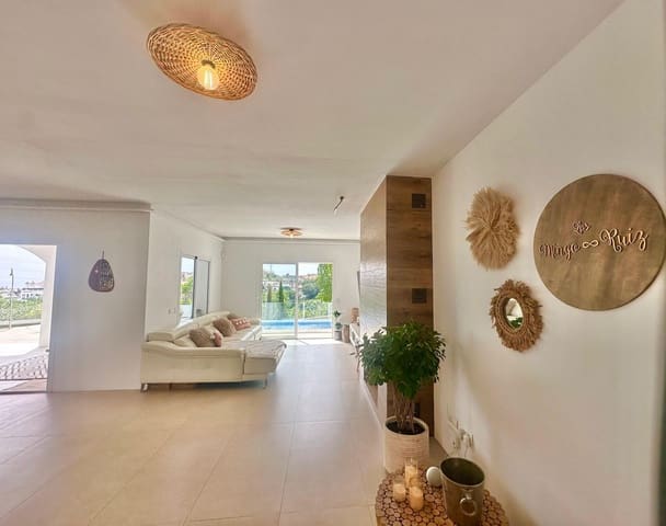 3 soveværelse Villa til salg i Riviera del Sol, Mijas med swimmingpool garage - € 1.320.000 (Ref: 9764763)